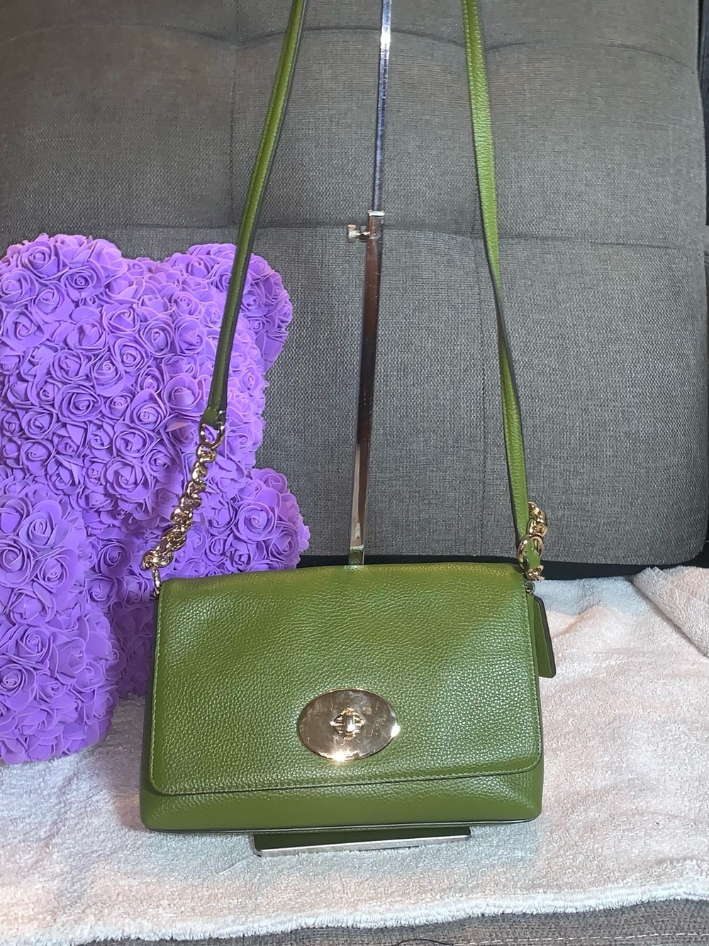 GUC Coach Olive Crosstown Crossbody